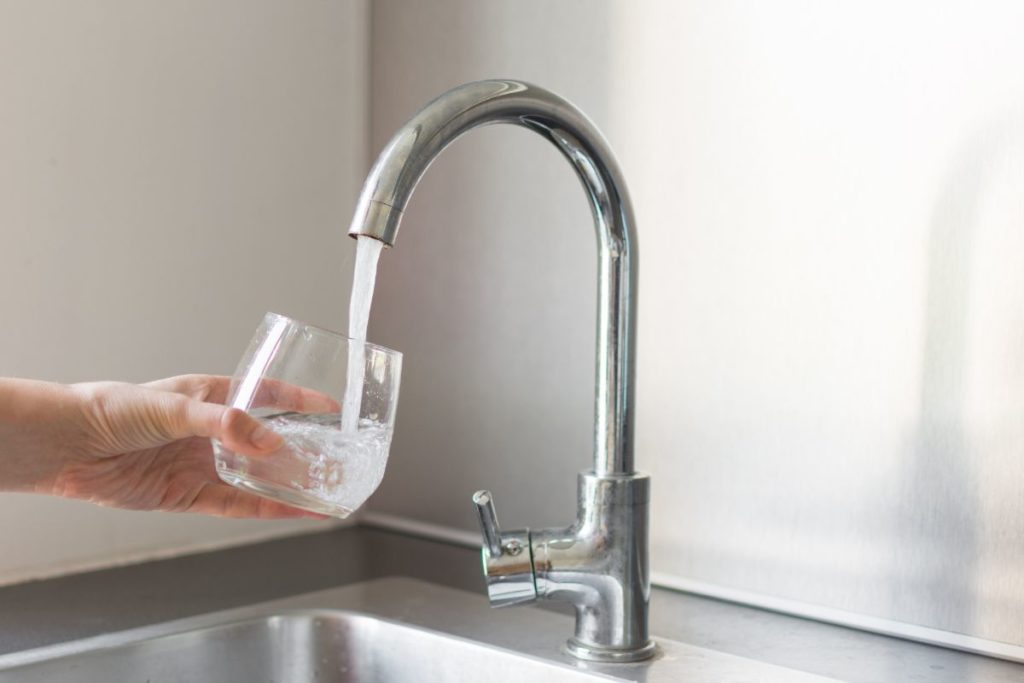 sustancias radioactivas en aguas de consumo humano